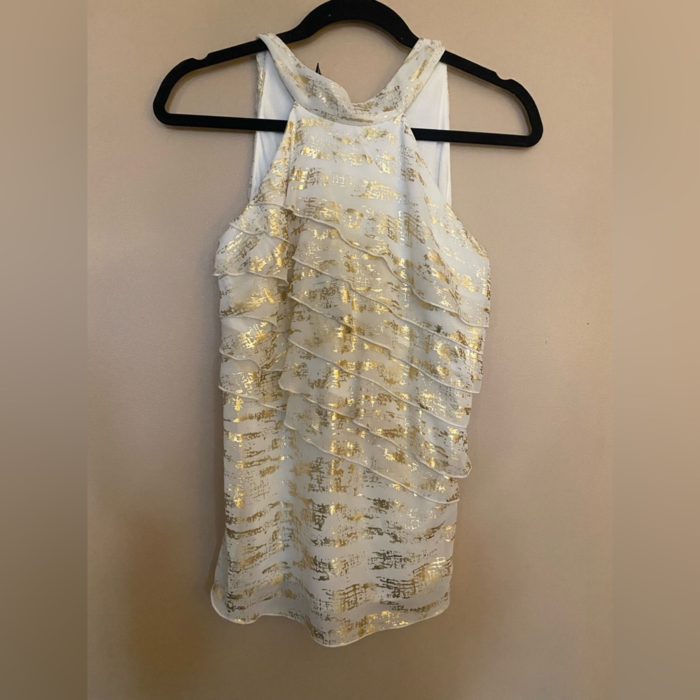 Formal, white and gold flowy top. Brand: B•Wear. Size: small.